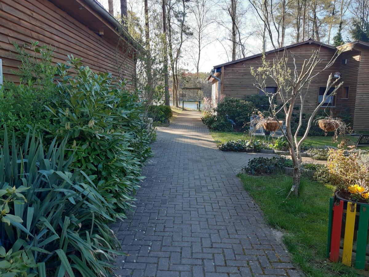 Monikas Gästehäuser Seeblick Himmelpfort Exteriör bild